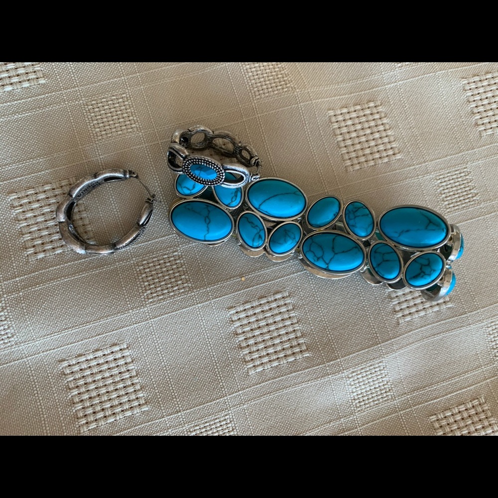 Turquoise set - Picture 3 of 4